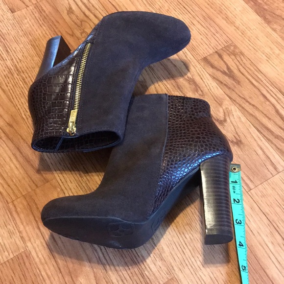 Brown Ankle Boots Size 5.5 💕 - Picture 7 of 8